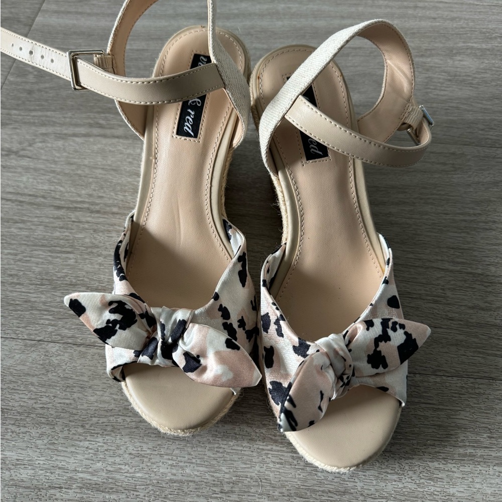 Leopard Print Bow wedges